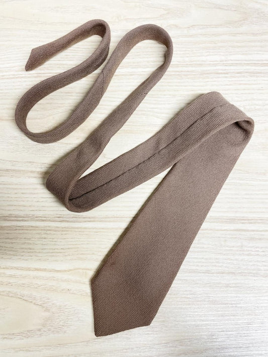 vintage elégant 100% wool woven tie - good market thrift store
