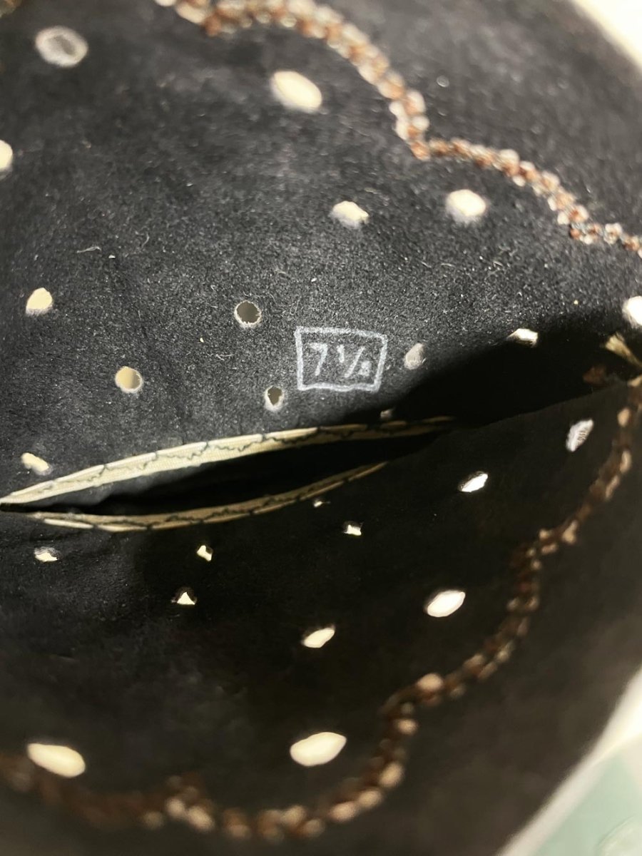 vintage eyelet cuff leather gloves | unlined - good market thrift store