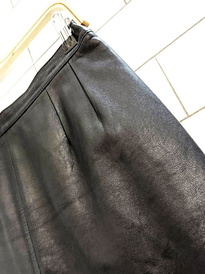 vintage fiocchi soft leather knee - length skirt | made in Italy - good market thrift store