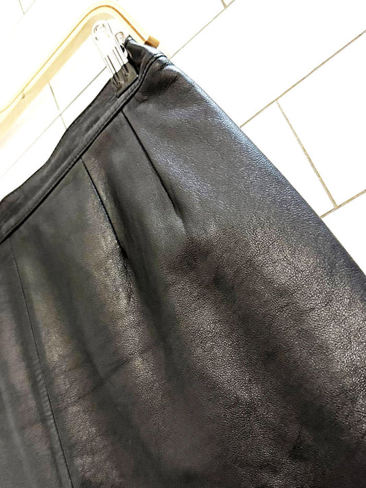 vintage fiocchi soft leather knee - length skirt | made in Italy - good market thrift store