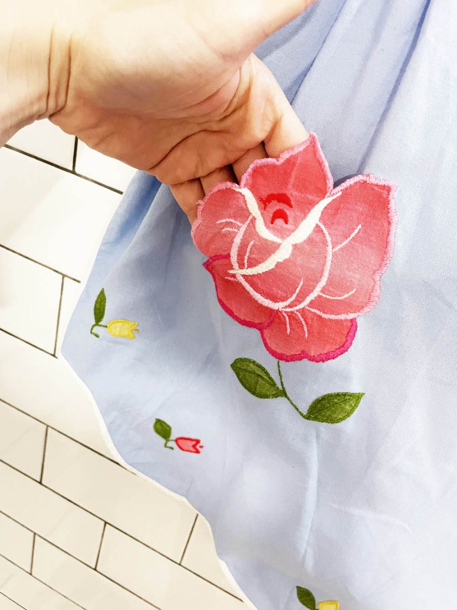 vintage floral appliqué pleated half apron - good market thrift store