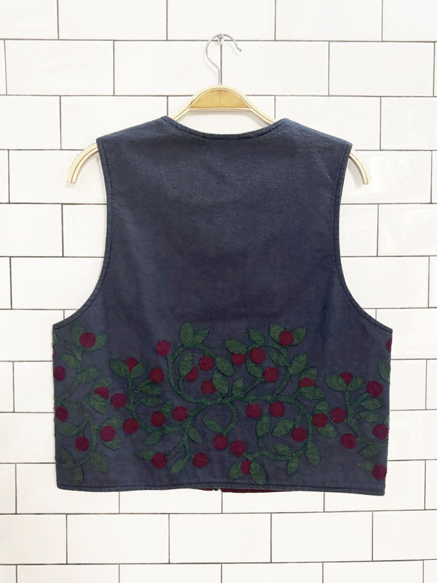 vintage floral patchwork front zip vest - good market thrift store