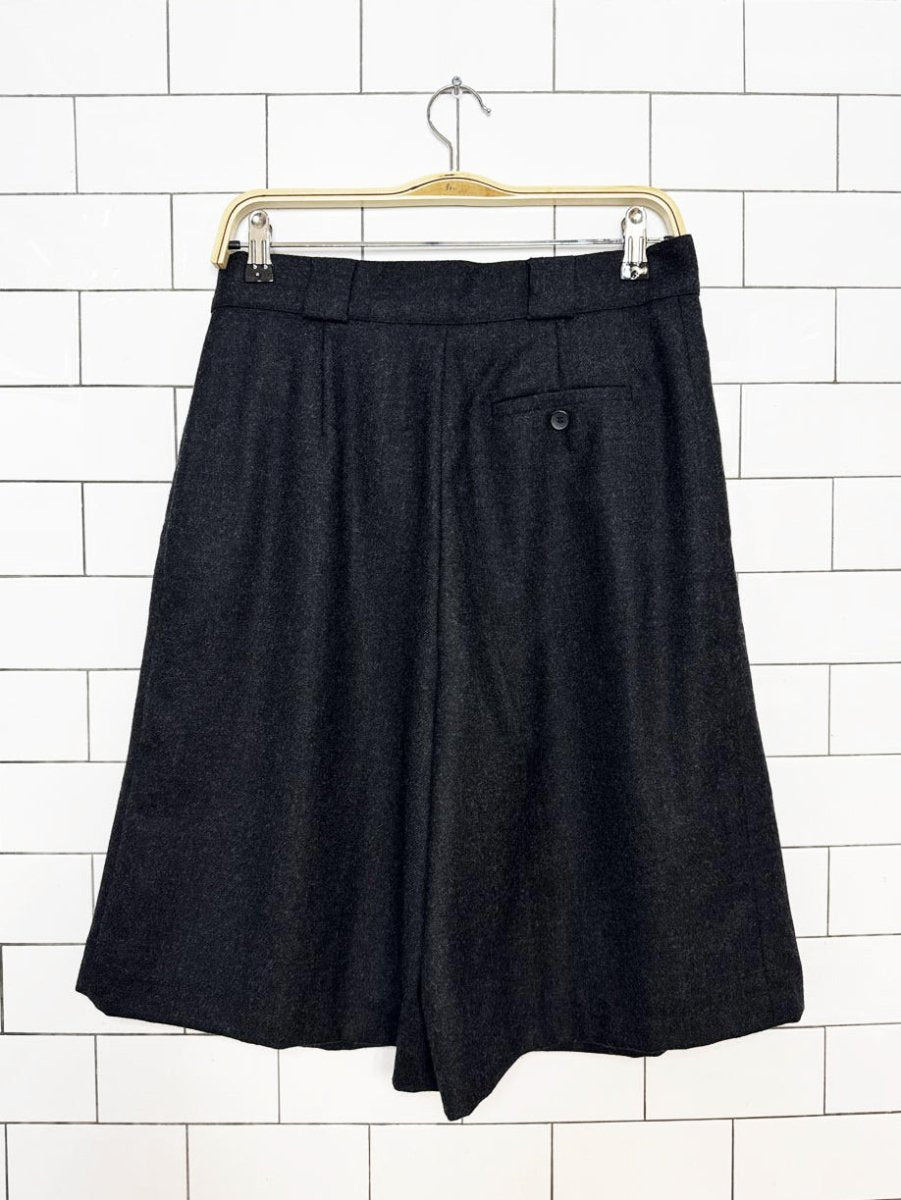 vintage giorgio sant' angelo 100% wool high rise pleated trouser short - good market thrift store