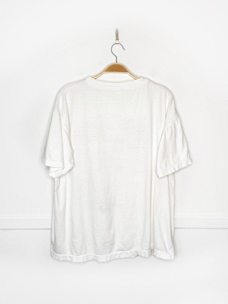 vintage glitter santa graphic tee - good market thrift store