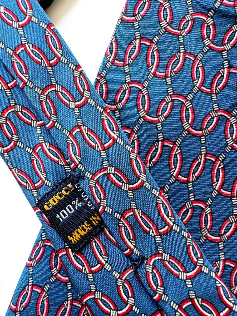 vintage gucci 100% silk necktie - good market thrift store