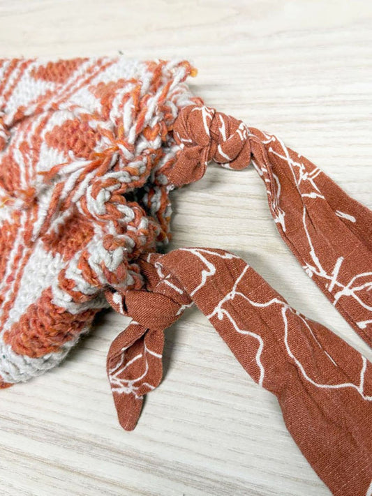 vintage hand - woven market picnic wine carrier bag - good market thrift store