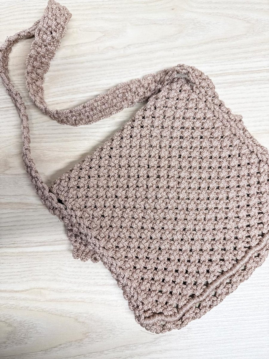 vintage handmade crochet shoulder bag - good market thrift store