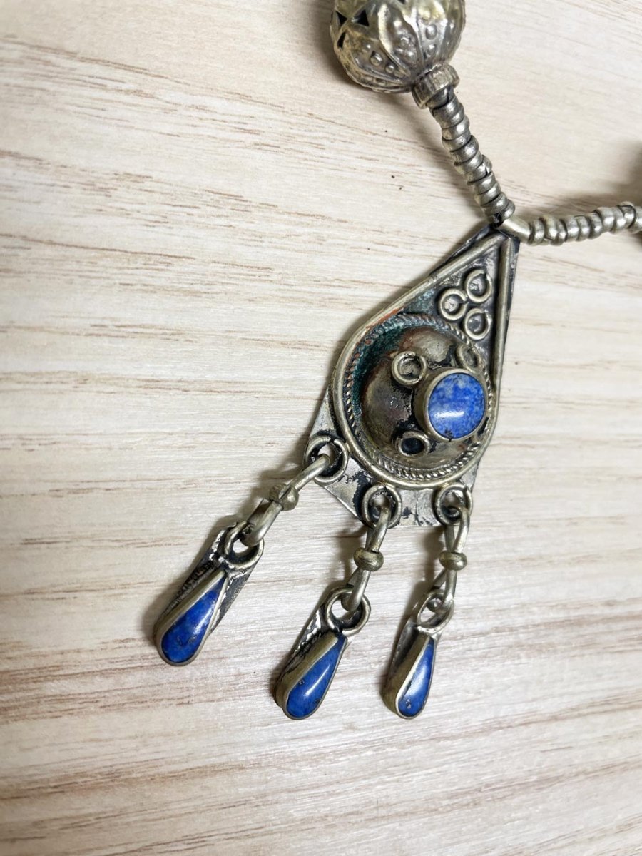 vintage handmade silver lapis lazuli pendant necklace - good market thrift store