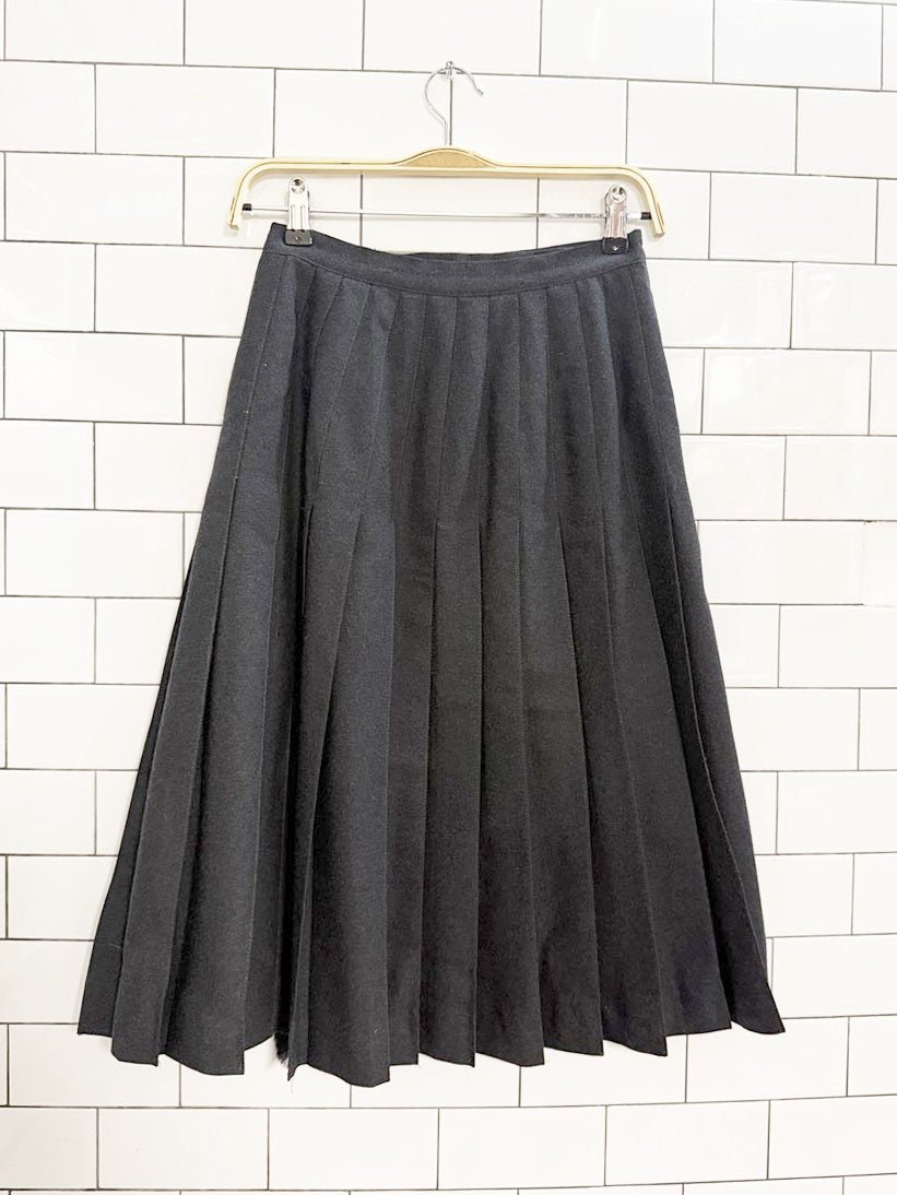 vintage hudsons bay 100% merino wool pleated wrap midi skirt | made in England - good market thrift store