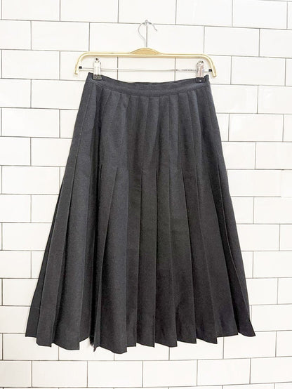 vintage hudsons bay 100% merino wool pleated wrap midi skirt | made in England - good market thrift store