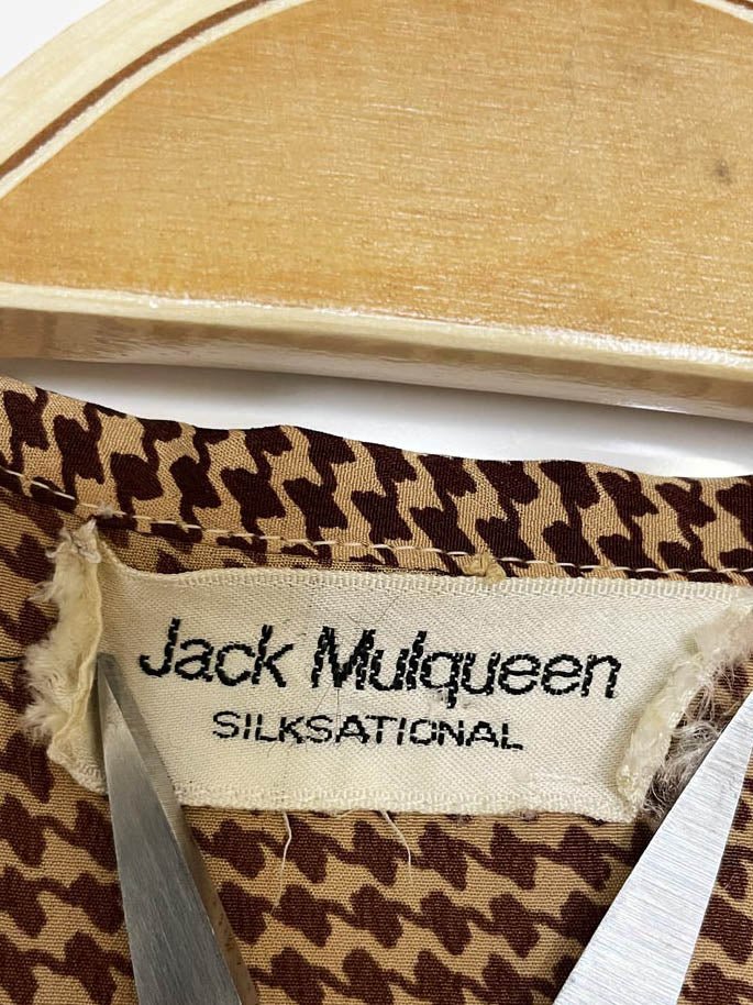 vintage jack mulqueen 100% silk houndstooth blouse - good market thrift store