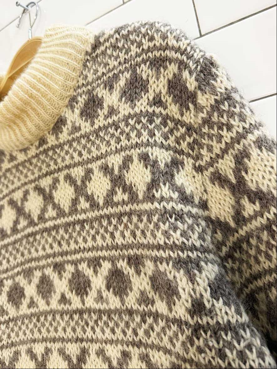 vintage jantzen 100% wool fair isle knit sweater | made in Canada - good market thrift store