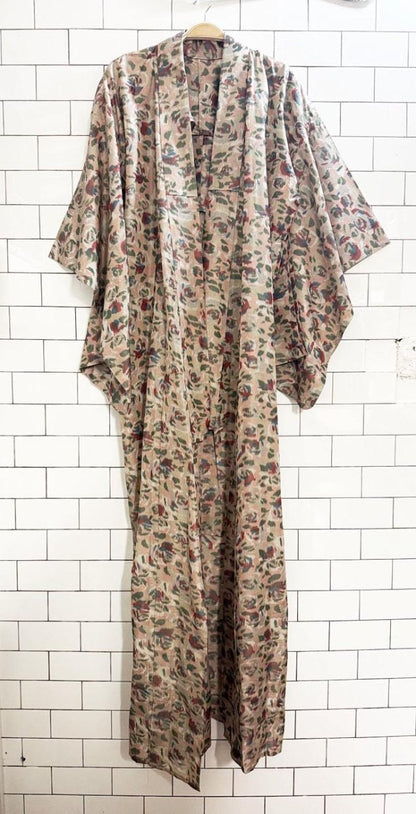 vintage japanese floral taffeta kimono - good market thrift store