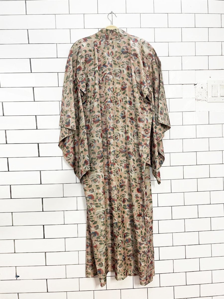 vintage japanese floral taffeta kimono - good market thrift store