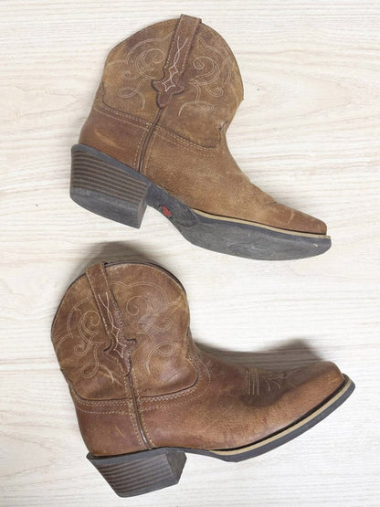 vintage justin leather square toe western cowboy boots - good market thrift store