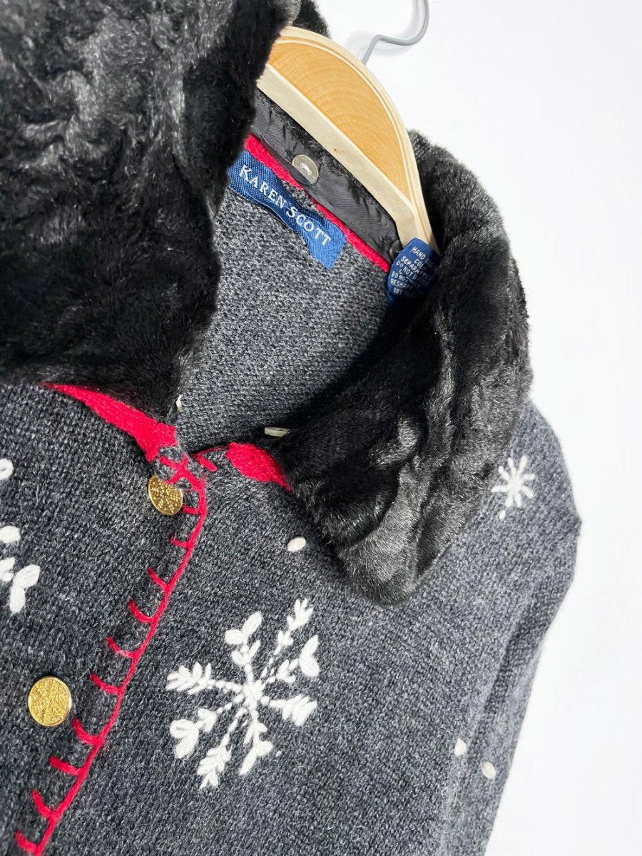 vintage karen scott wool - blend snowman pocket knit cardigan | removable faux fur collar - good market thrift store