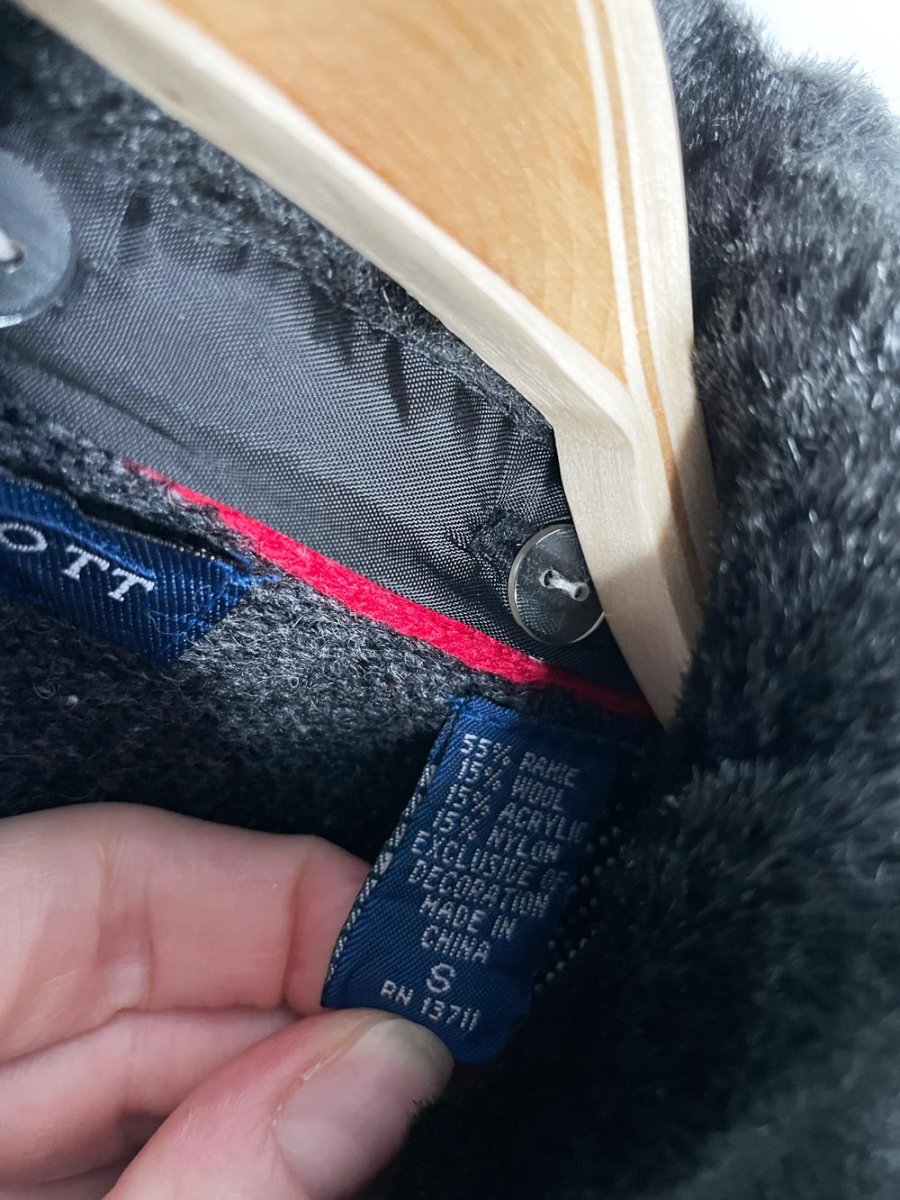 vintage karen scott wool - blend snowman pocket knit cardigan | removable faux fur collar - good market thrift store