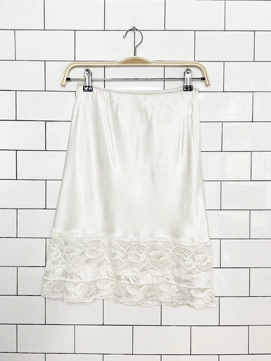 vintage lace tiered trim sateen mini slip skirt - good market thrift store