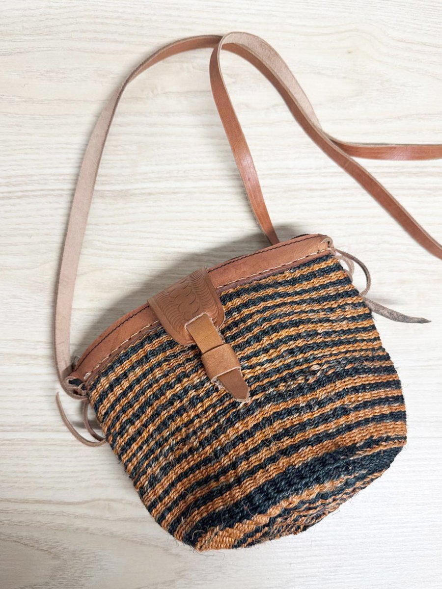 vintage leather trim woven sisal crossbody bag - good market thrift store
