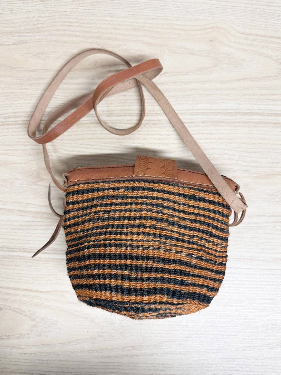 vintage leather trim woven sisal crossbody bag - good market thrift store