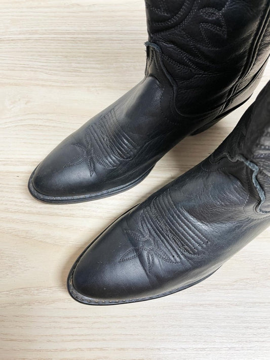 vintage leather western cowboy boots - good market thrift store