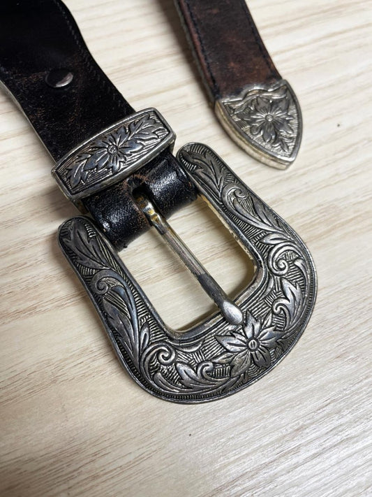 vintage levi's saddleman tooled leather belt w silver buckle - good market thrift store