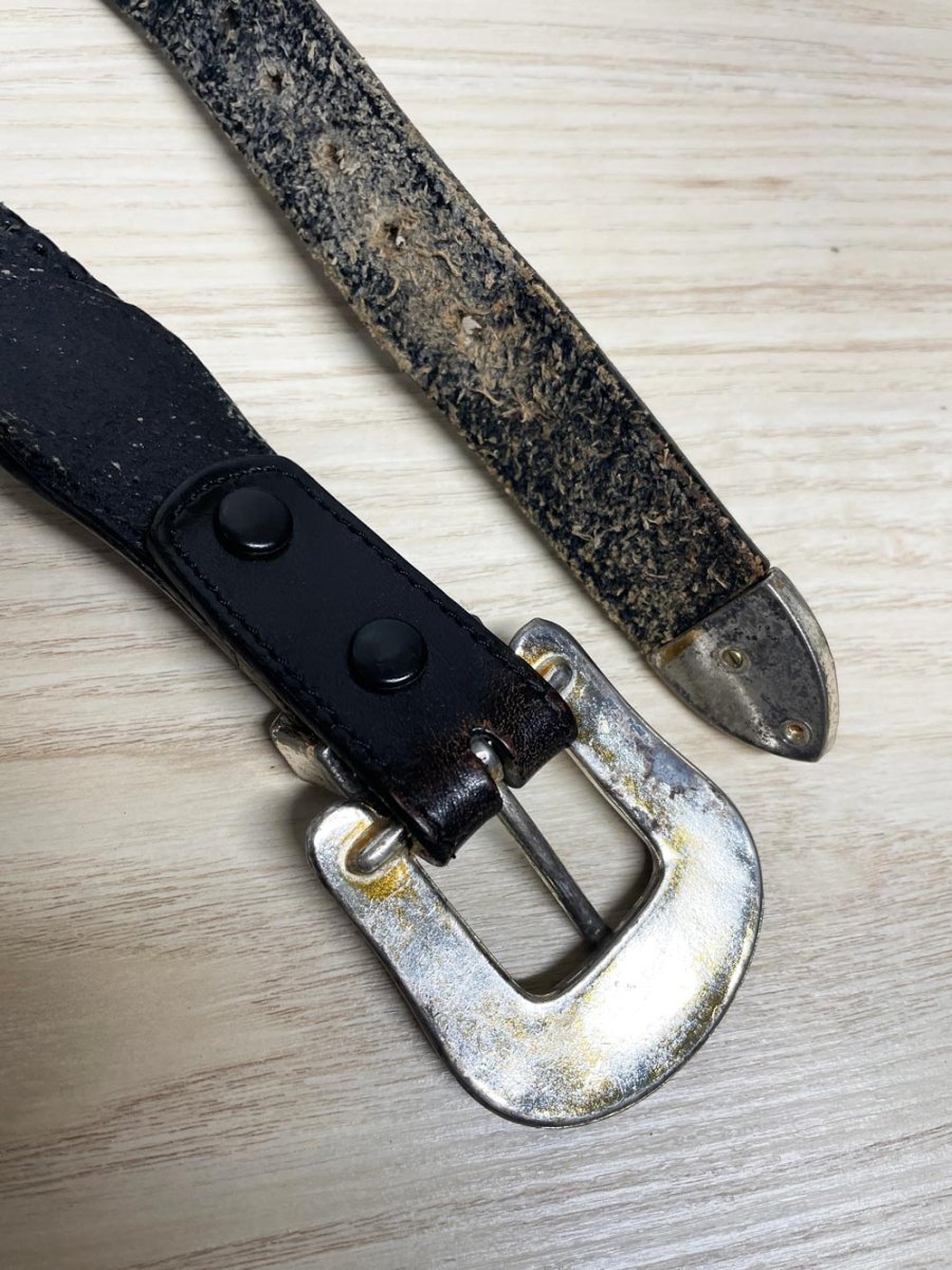 vintage levi's saddleman tooled leather belt w silver buckle - good market thrift store
