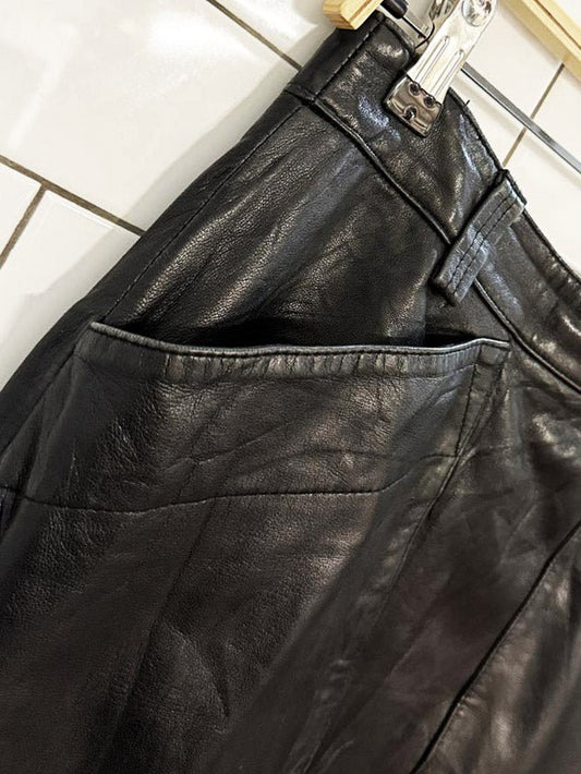vintage madeleine butter leather deep pocket mini skirt - good market thrift store