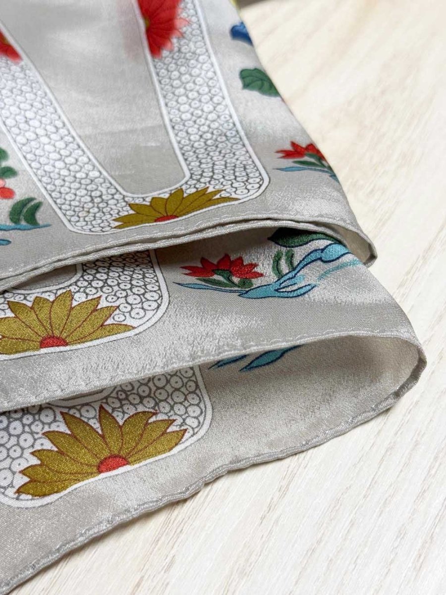 vintage metropolitan museum of art 100% silk qing dynasty scarf | made in Japan - good market thrift store