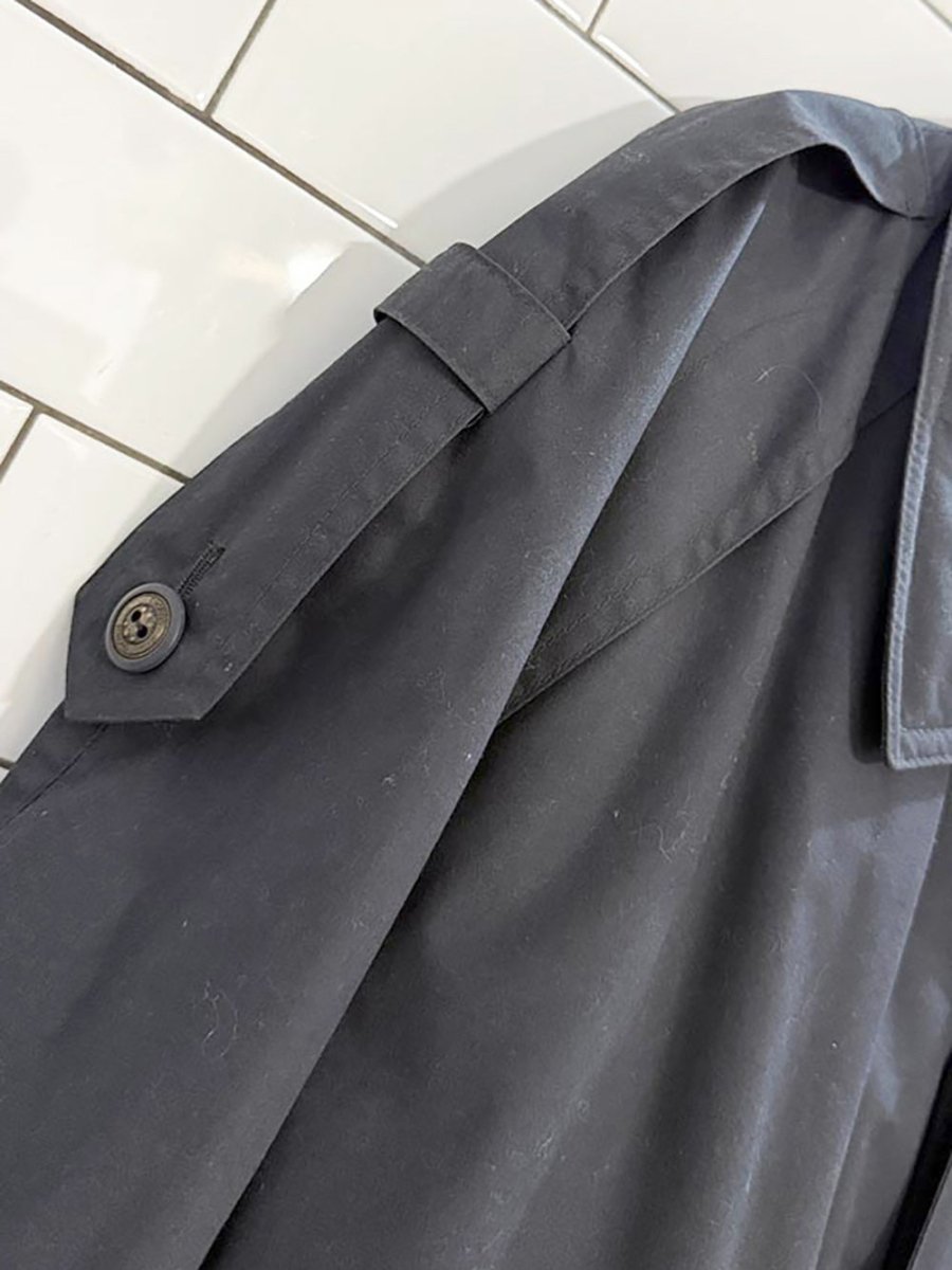 vintage moores classic belted trench coat | removable quilted lining - good market thrift store