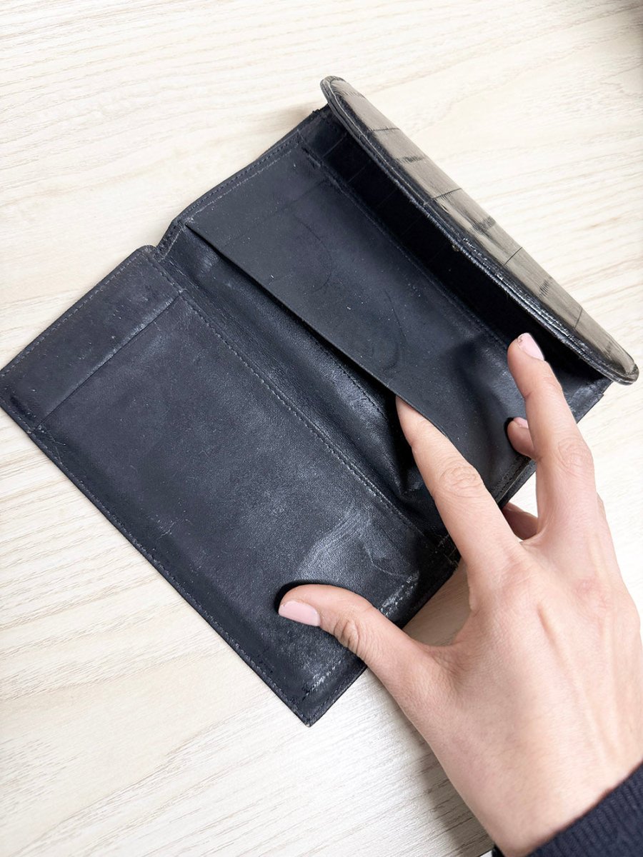 vintage mundi genuine eelskin wallet with coin purse - good market thrift store