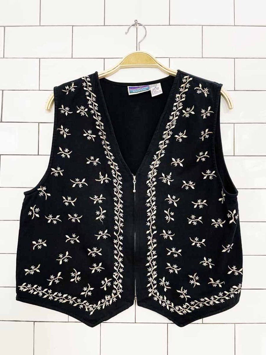 vintage north crest full zip embroidered vest | made in india - good market thrift store