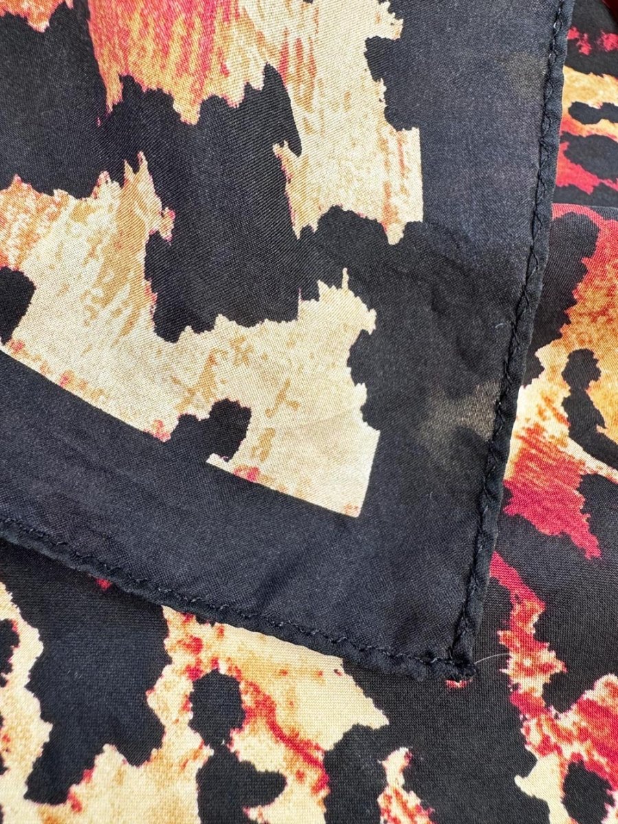 vintage oscar de la renta 100% silk houndstooth xl square scarf - good market thrift store