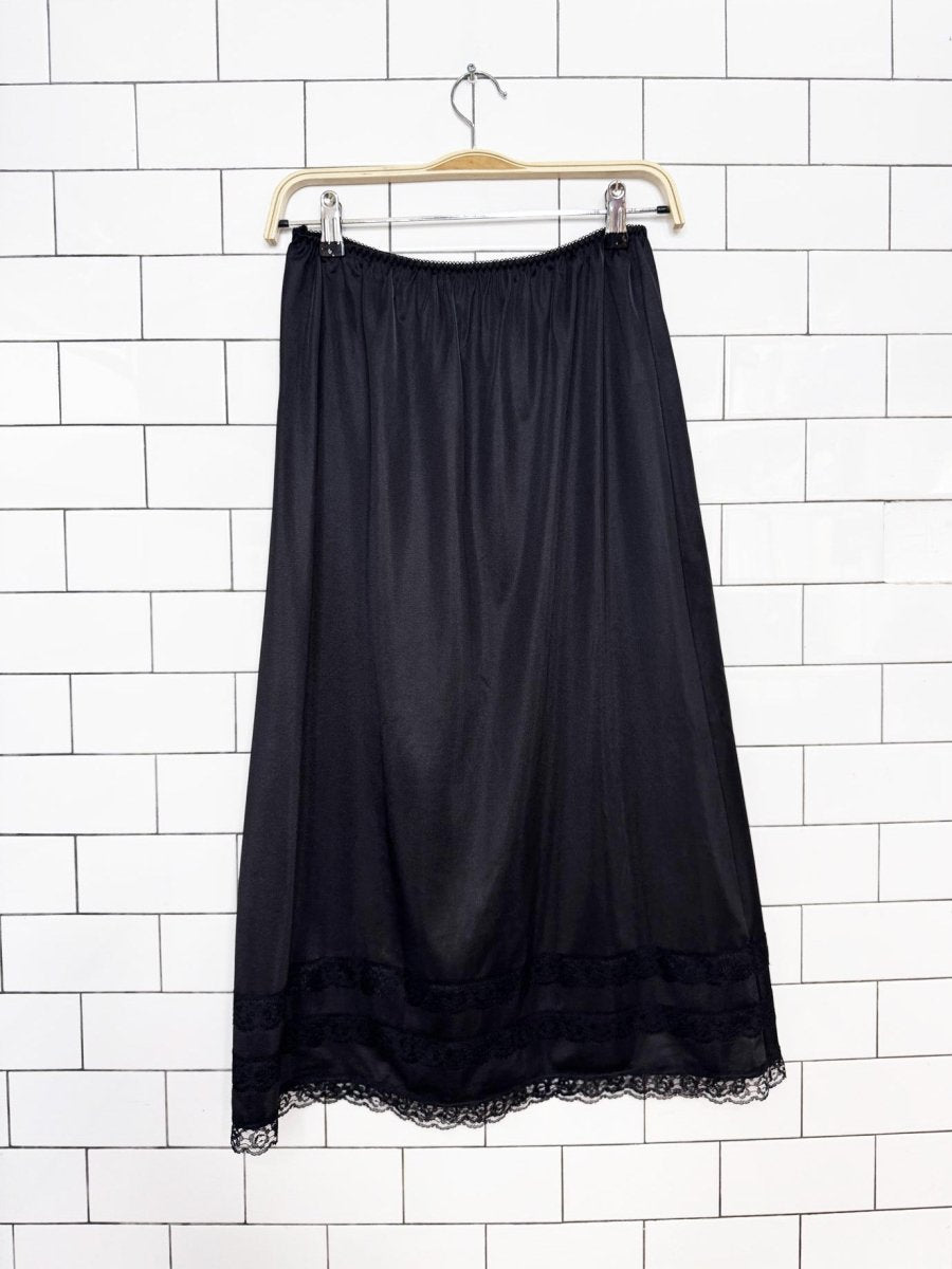 vintage patricia lingerie lace trim sateen midi slip skirt | made in Canada - good market thrift store