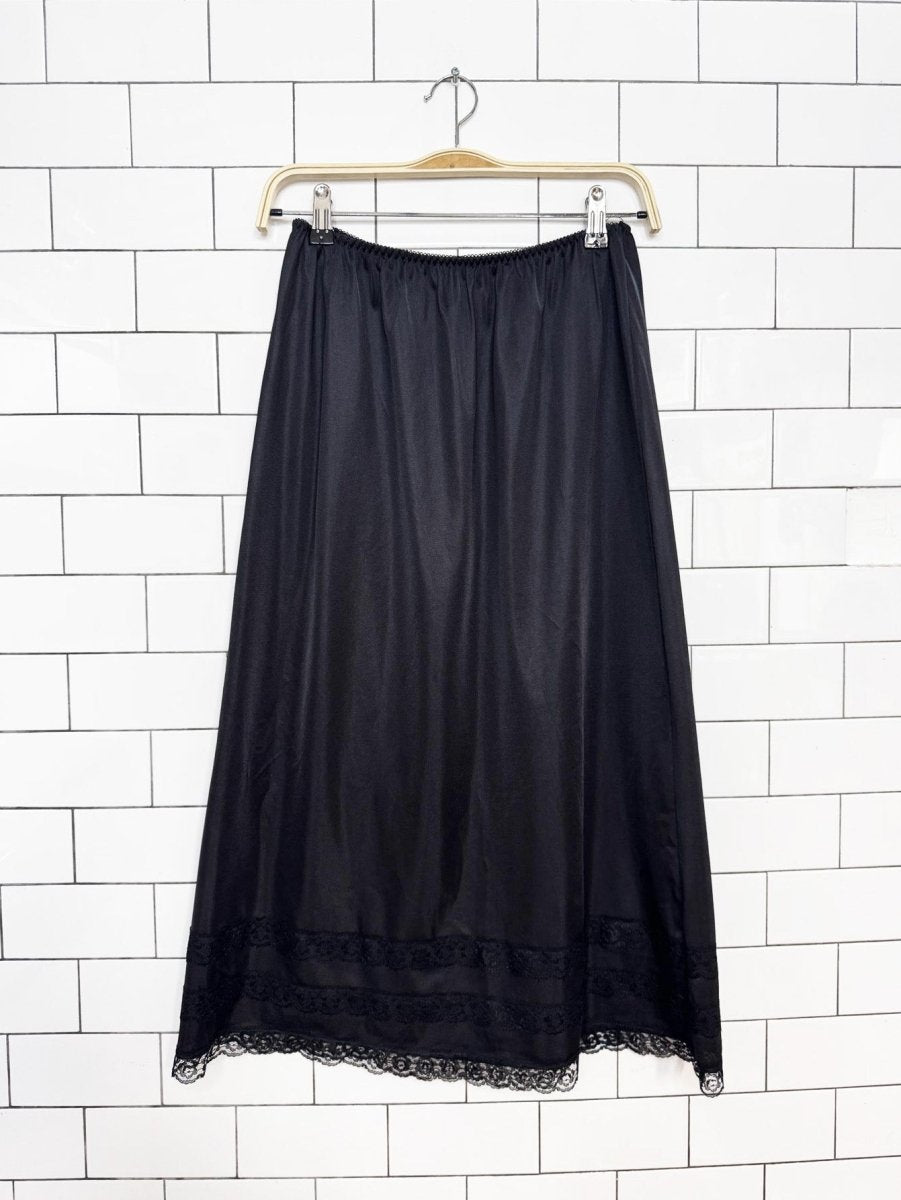 vintage patricia lingerie lace trim sateen midi slip skirt | made in Canada - good market thrift store