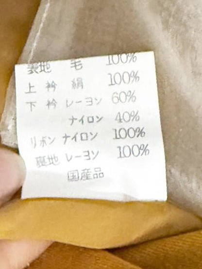 vintage pisello 100% wool pearl button blazer | 100% silk lace collar | made in Japan - good market thrift store