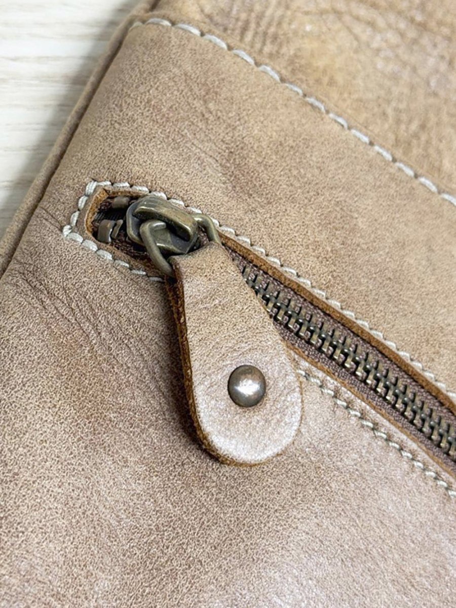 vintage roots leather crossbody bag | made in Canada - good market thrift store