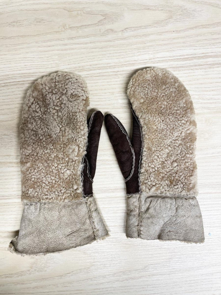 vintage shearling lambskin suede mitts - good market thrift store