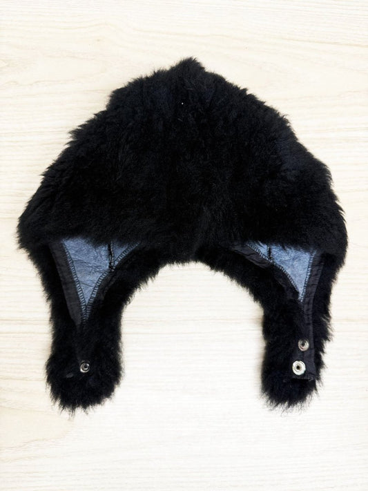 vintage sheepskin snap button hat - good market thrift store