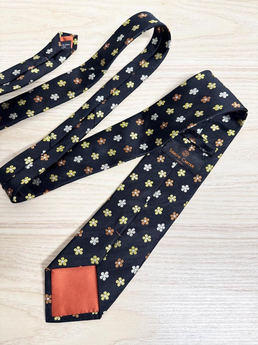 vintage simon carter 100% silk daisy tie - good market thrift store