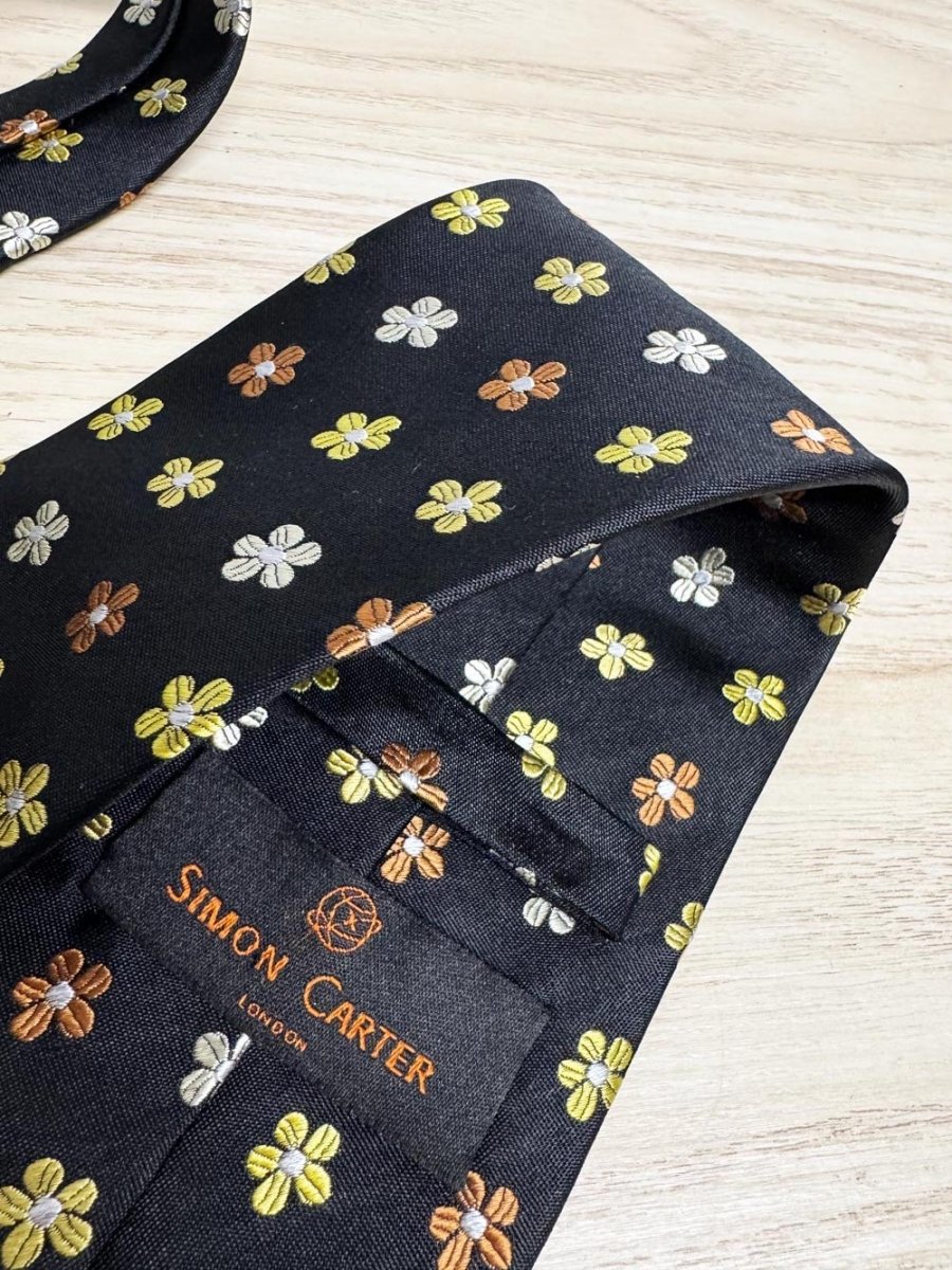 vintage simon carter 100% silk daisy tie - good market thrift store