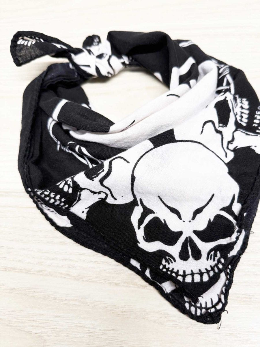 vintage skull and bones bandana - good market thrift store