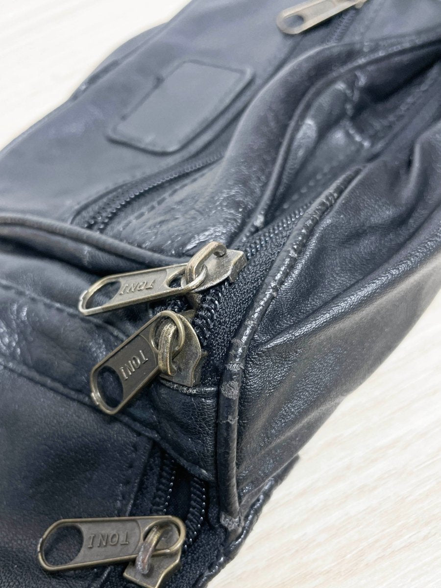 vintage soft leather belt bag | made in India - good market thrift store