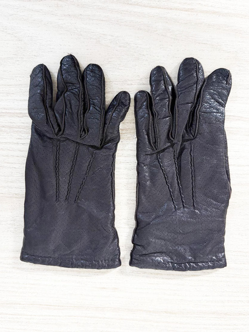 vintage soft leather gloves | 100% wool lining - good market thrift store