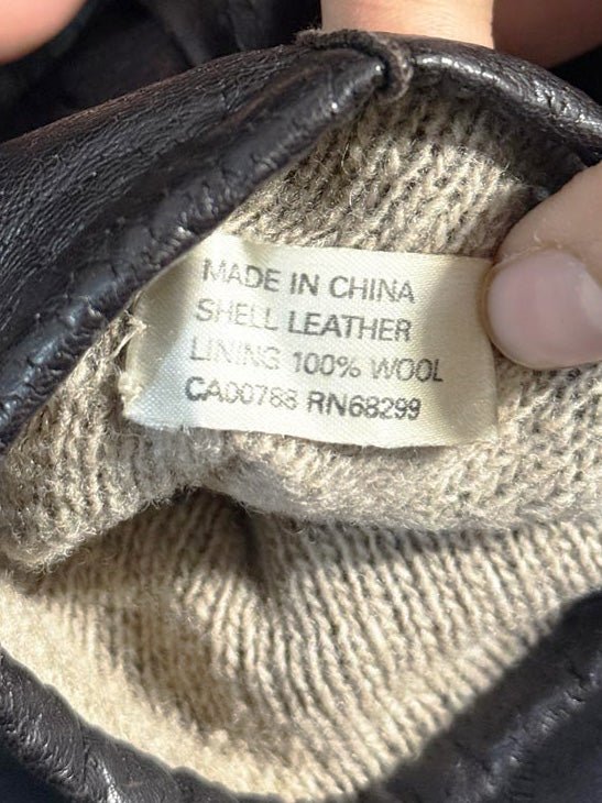 vintage soft leather gloves | 100% wool lining - good market thrift store