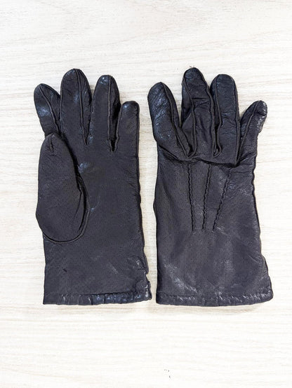 vintage soft leather gloves | 100% wool lining - good market thrift store
