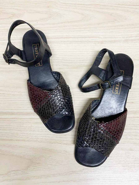 vintage trotters leather woven ankle strap sandals | made in Brazil - good market thrift store