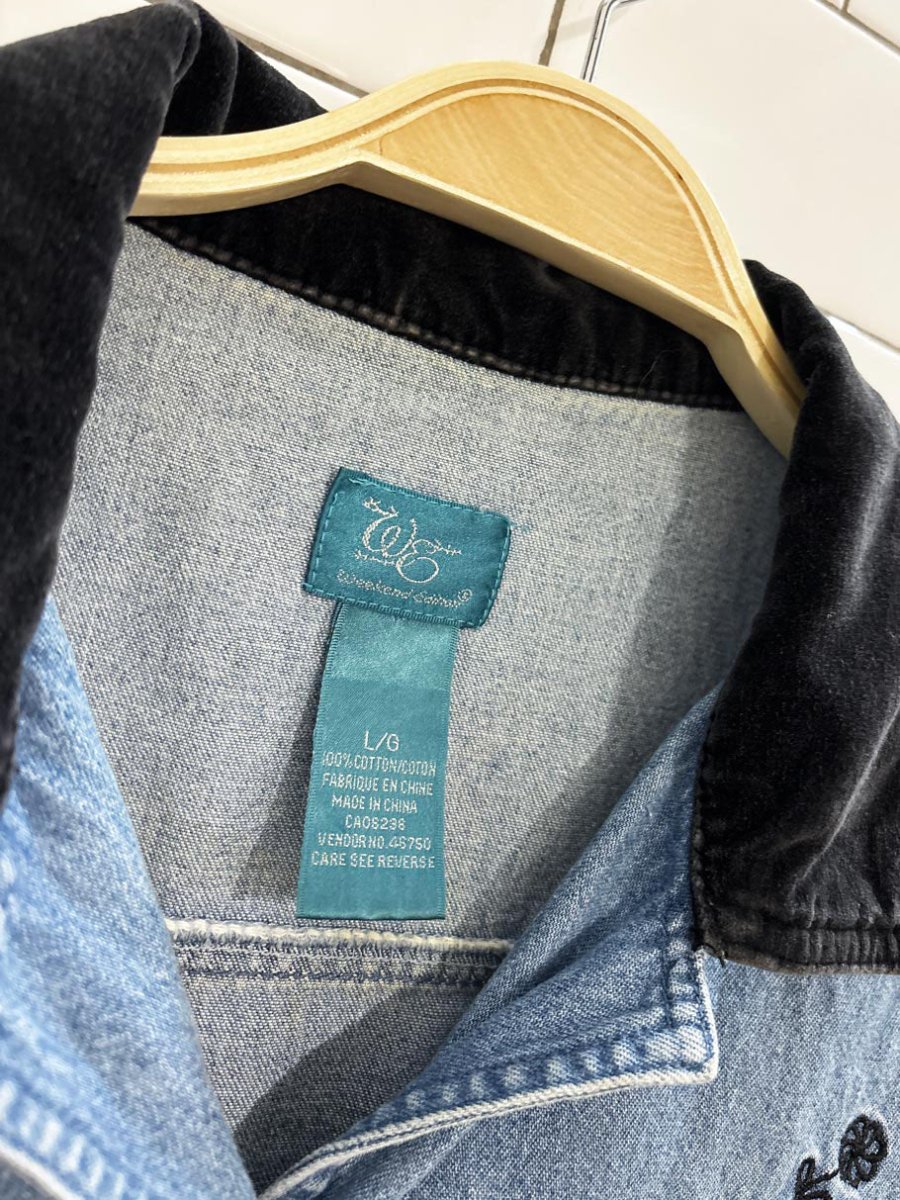 vintage velvet collar embroidered denim shirt | weekend edition - good market thrift store