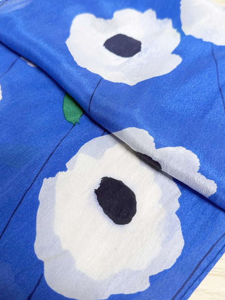 vintage vera 100% silk hand rolled edge poppy art scarf - good market thrift store