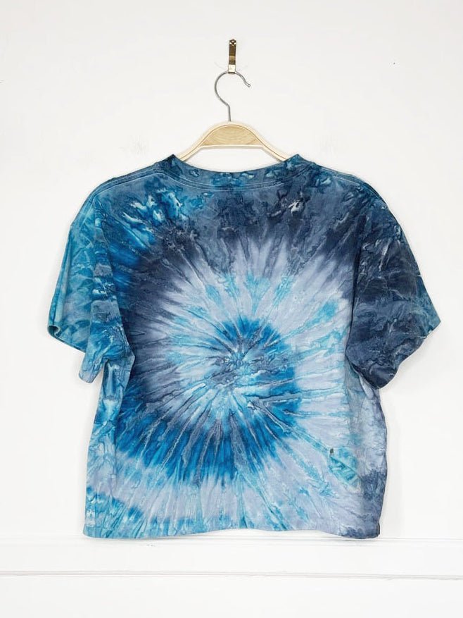 vintage virginia beach dolphin embroidered tie dye crop tee - good market thrift store